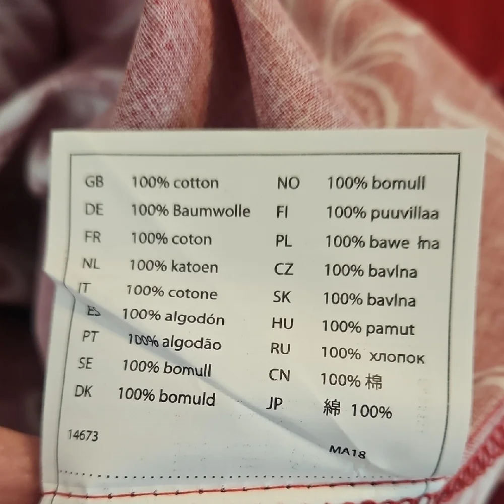 IKEA NWOT Alivne Flor Bold Red White King Duvet Cover Set